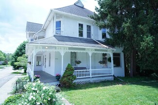 7 W Columbus St, Lithopolis, OH 43136
