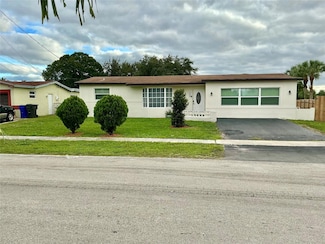 3470 NW 39th St, Lauderdale Lakes, FL 33309