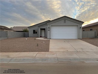 3931 E Suffock Ave, Kingman, AZ 86409