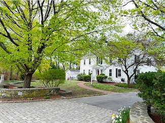 680 Old Connecticut Path, Framingham, MA 01701