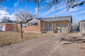 1826 Lawson Ln, Amarillo, TX 79106