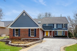 713 W Gilbert Rd, Palatine, IL 60067
