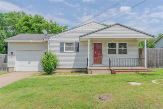 611 S 13th St, Collinsville, OK 74021
