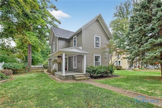 338 E 2nd St, Perrysburg, OH 43551