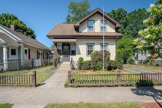 50 Duryea St, Springfield, MA 01104