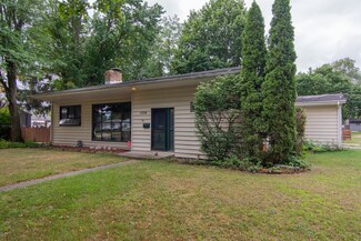 1530 Inner Dr, Niles, MI 49120