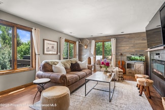 1472 W Main St, Marble, CO 81623