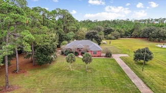 5557 Bay Meadows Dr, Milton, FL 32583