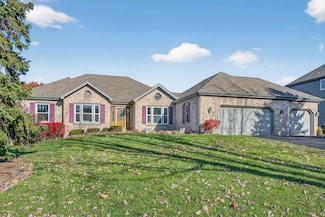 3610 Lakeview Dr, Algonquin, IL 60102