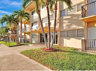 1400 NE 169th St Unit 204, Miami, FL 33162