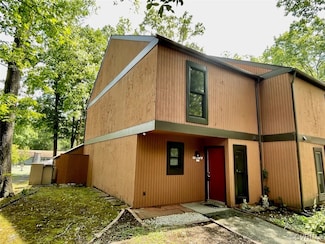 11767 N Briar Patch Dr, Midlothian, VA 23113
