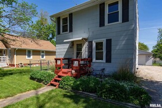 203 W B St, Alpha, IL 61413