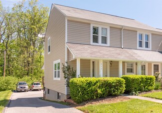 117 Lucas Dr, Blacksburg, VA 24060