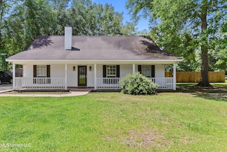 6814 Tanner Williams Rd, Lucedale, MS 39452