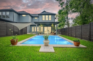 405 Hackberry Ln Unit B, Austin, TX 78753
