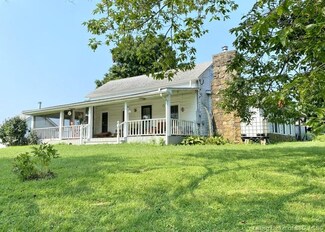 892 E Carnes Mill Rd, English, IN 47118