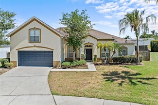 110 Hollybrook Ct, Davenport, FL 33897