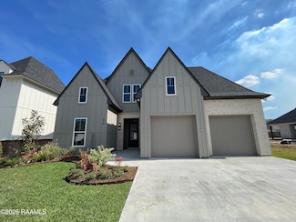 210 Amsterdam Ave, Youngsville, LA 70592