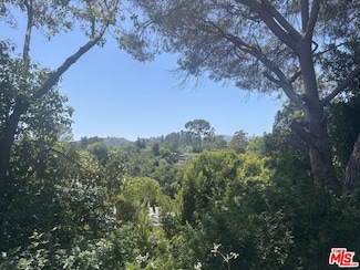 645 Walther Way, Los Angeles, CA 90049