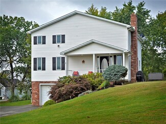 2050A Paintertown Rd, Irwin, PA 15642