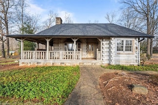 5506 Grove Forrest Dr, High Point, NC 27263