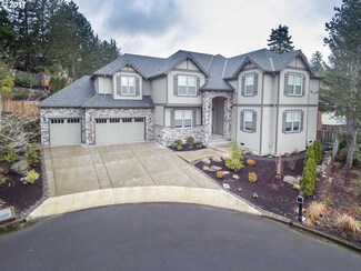 6765 SW Parkwest Ln, Portland, OR 97225