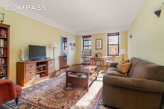 687 W 204th St Unit 3D, New York, NY 10034