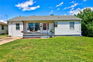 1309 Sherry Ln, Shawnee, OK 74801