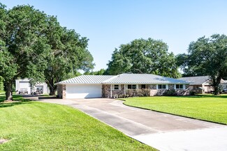 11303 Cherry Point Dr, Dayton, TX 77535