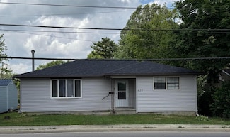 622 E Elm St, Washington Court House, OH 43160