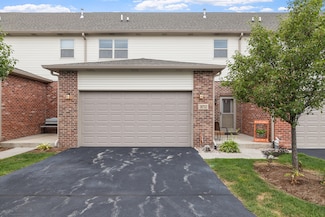 18712 S Mill Creek Dr, Mokena, IL 60448