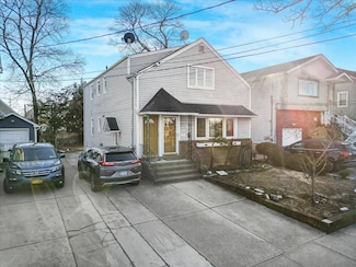 120 E Lincoln Ave, Valley Stream, NY 11580