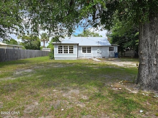 1718 Chestnut Ave, Panama City, FL 32405