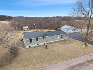 20787 Hustlers Ridge Dr, Richland Center, WI 53581