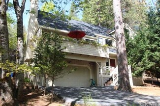 9352 Hoberg Dr S, Cobb, CA 95426