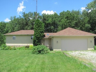 11192 E 1050 N, Otterbein, IN 47970