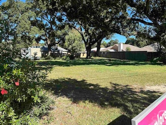 4000 Creighton Rd, Pensacola, FL 32504