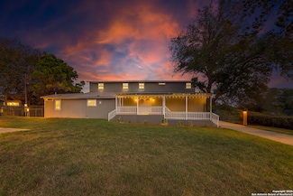 4207 Waterwood Pass Dr, Elmendorf, TX 78112