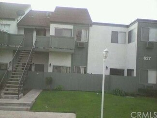 627 N Bristol St Unit 27, Santa Ana, CA 92703