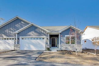 898 N Quentin Rd, Palatine, IL 60067