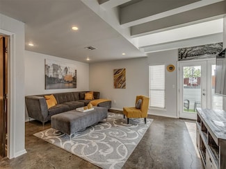 901 NW 7th St Unit 206, Oklahoma City, OK 73106