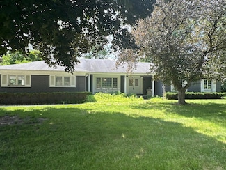 429 Bella Vista Dr, Grand Blanc, MI 48439