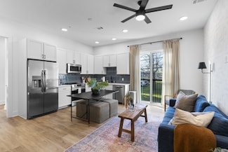 815 Main St Unit 104, Nashville, TN 37206