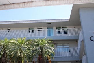 9950 47th Ave N Unit 311, Saint Petersburg, FL 33708