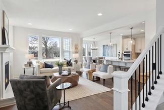 5412 Scenic Loop Run, Chaska, MN 55318