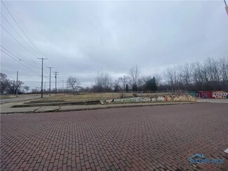 1373 E Broadway St, Toledo, OH 43605