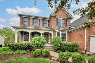 26W417 Pinehurst Dr, Winfield, IL 60190