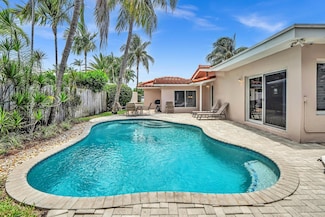 3204 Beacon St, Pompano Beach, FL 33062