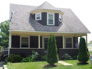 110 Tower St, Worcester, MA 01606