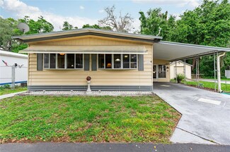 5013 Shirley Cir, Zephyrhills, FL 33542